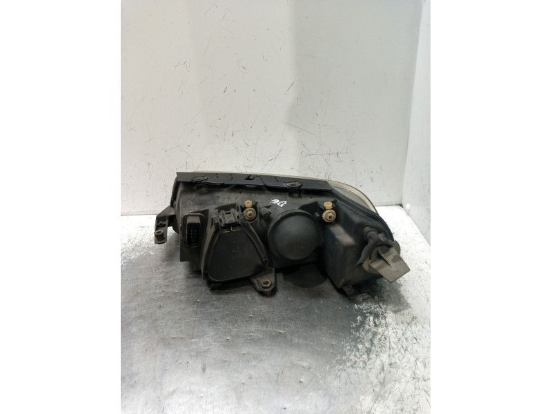 Recambio de faro derecho para volkswagen passat b5.5 (3b3) 1.9 tdi referencia OEM IAM 3B0941016AN  1EL00835002