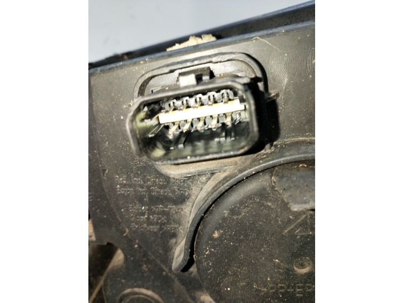 Recambio de faro derecho para citroën c4 lim. seduction referencia OEM IAM  PARA PULIR 