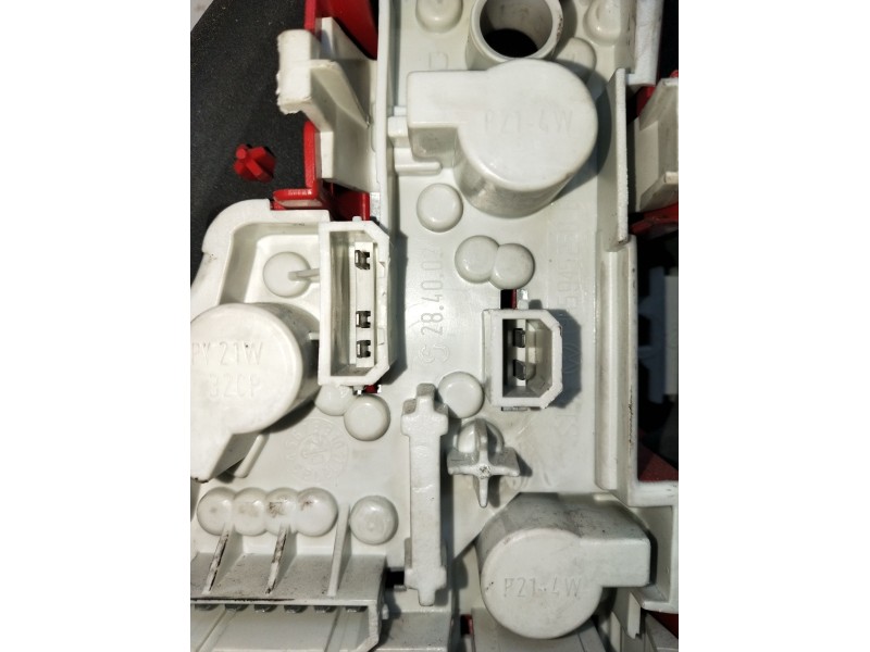 Recambio de piloto trasero derecho para volkswagen passat b5.5 (3b3) 1.9 tdi referencia OEM IAM   