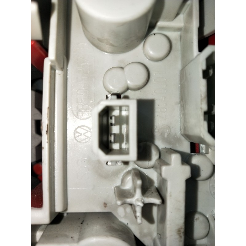 Recambio de piloto trasero izquierdo para volkswagen passat b5.5 (3b3) 1.9 tdi referencia OEM IAM   