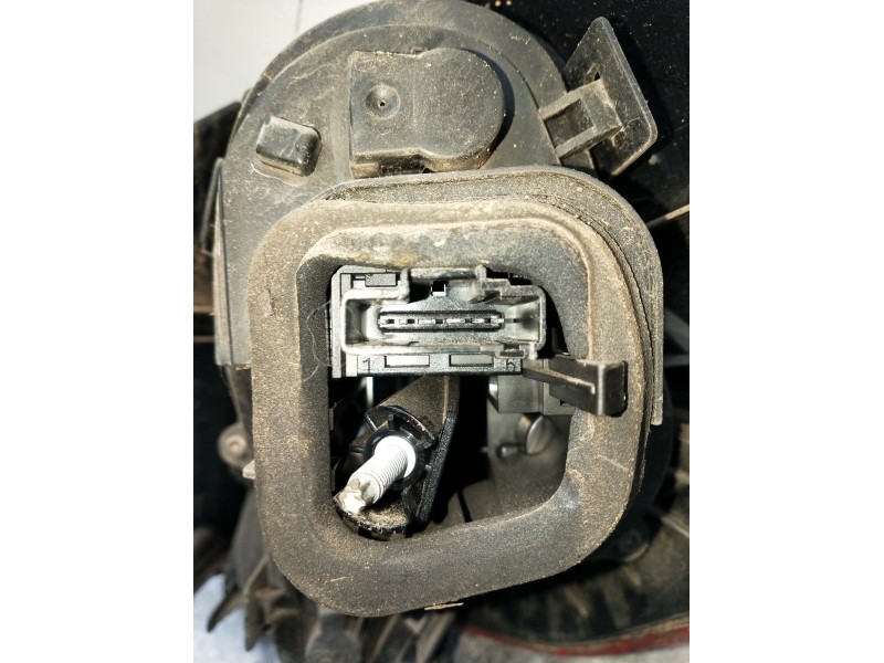 Recambio de piloto trasero izquierdo para citroën c4 lim. seduction referencia OEM IAM   