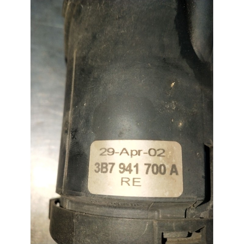 Recambio de faro antiniebla derecho para volkswagen passat b5.5 (3b3) 1.9 tdi referencia OEM IAM 3B7941700A  