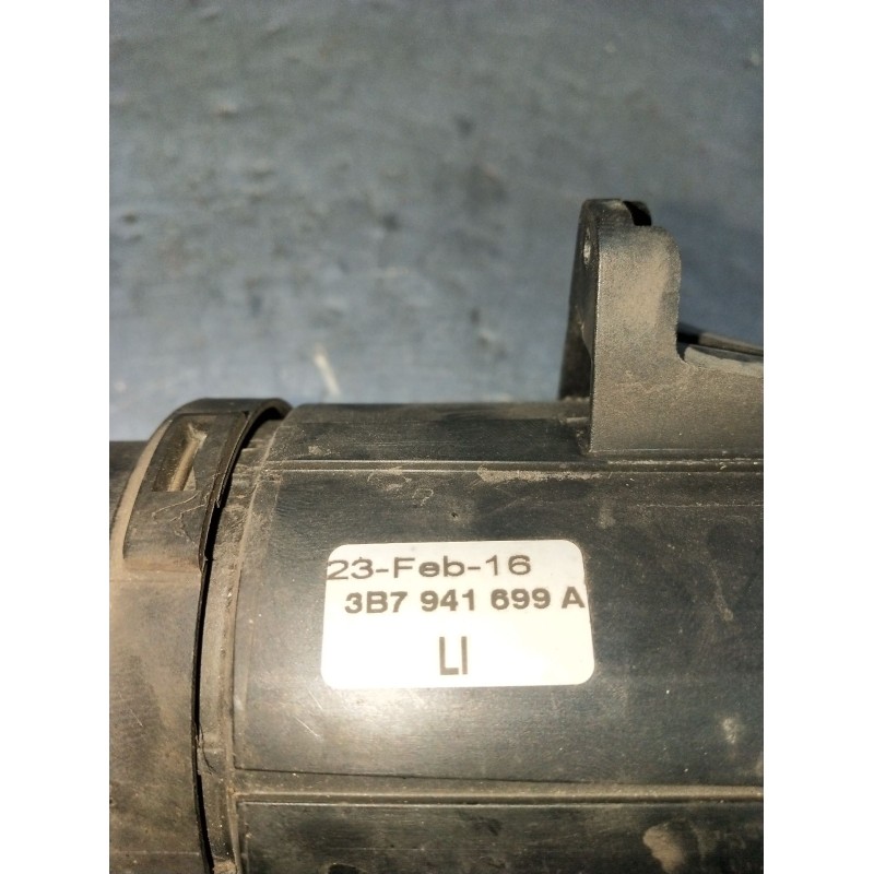 Recambio de faro antiniebla izquierdo para volkswagen passat b5.5 (3b3) 1.9 tdi referencia OEM IAM 3B7941699A  