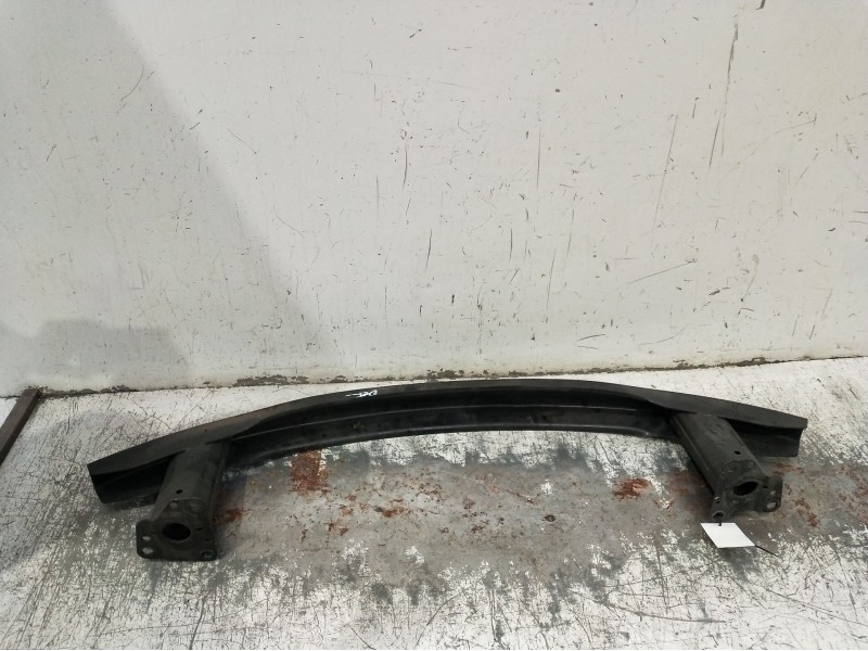 Recambio de refuerzo paragolpes delantero para volkswagen passat b5.5 (3b3) 1.9 tdi referencia OEM IAM   