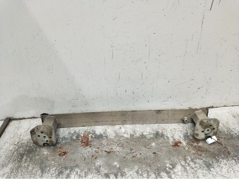 Recambio de refuerzo paragolpes trasero para citroën c4 lim. seduction referencia OEM IAM   