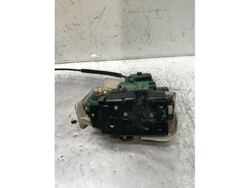 Recambio de motor cierre centralizado delantero izquierdo para volkswagen passat b5.5 (3b3) 1.9 tdi referencia OEM IAM  5P 