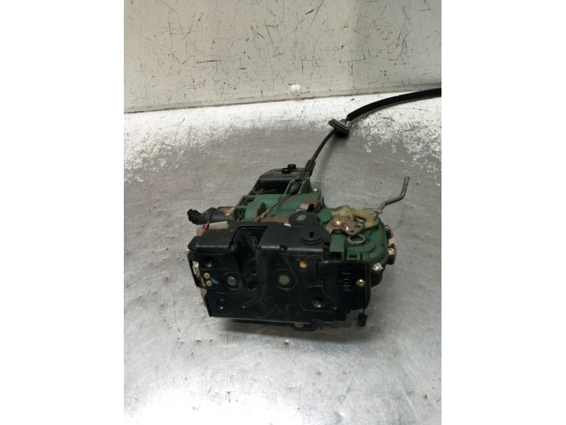 Recambio de motor cierre centralizado trasero derecho para volkswagen passat b5.5 (3b3) 1.9 tdi referencia OEM IAM  5P 
