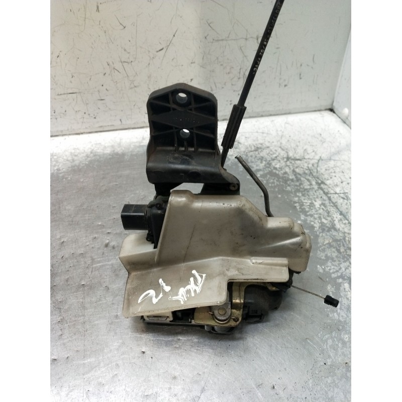 Recambio de motor cierre centralizado trasero izquierdo para volkswagen passat b5.5 (3b3) 1.9 tdi referencia OEM IAM  5P 