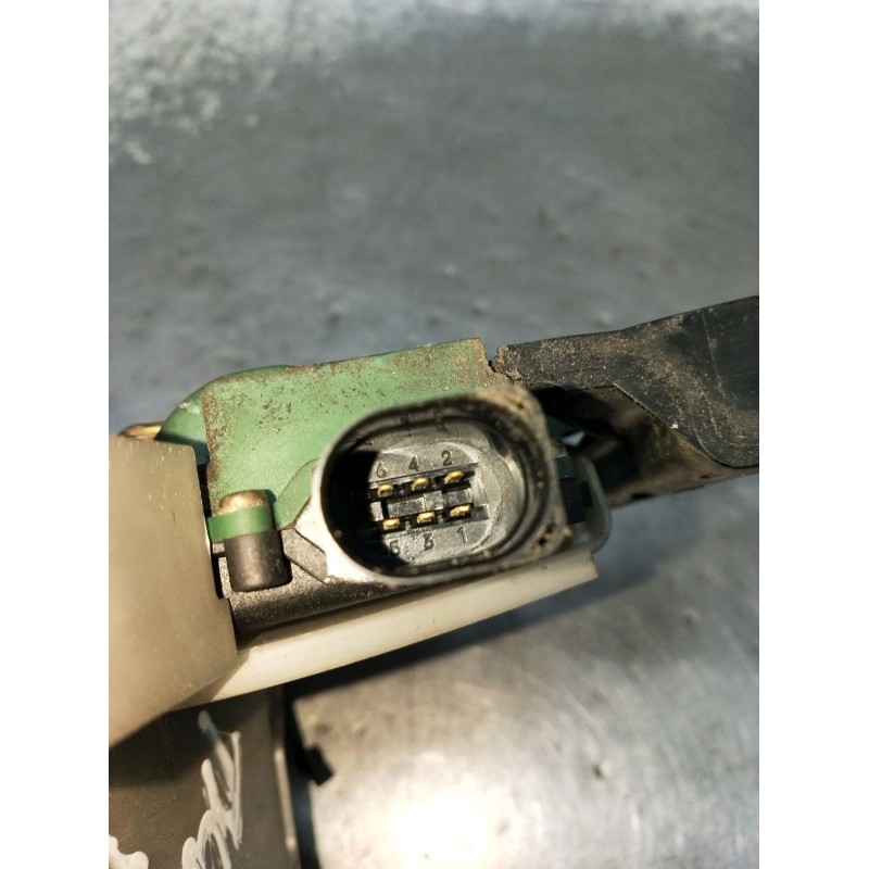 Recambio de motor cierre centralizado trasero izquierdo para volkswagen passat b5.5 (3b3) 1.9 tdi referencia OEM IAM  5P 