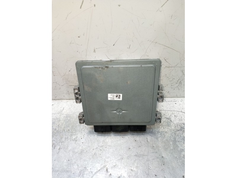 Recambio de centralita motor uce para citroën c4 lim. seduction referencia OEM IAM 9676760880 HW9666681180 S180123001E