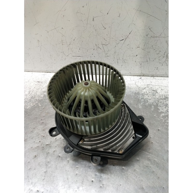 Recambio de motor calefaccion para volkswagen passat b5.5 (3b3) 1.9 tdi referencia OEM IAM 740221233F  