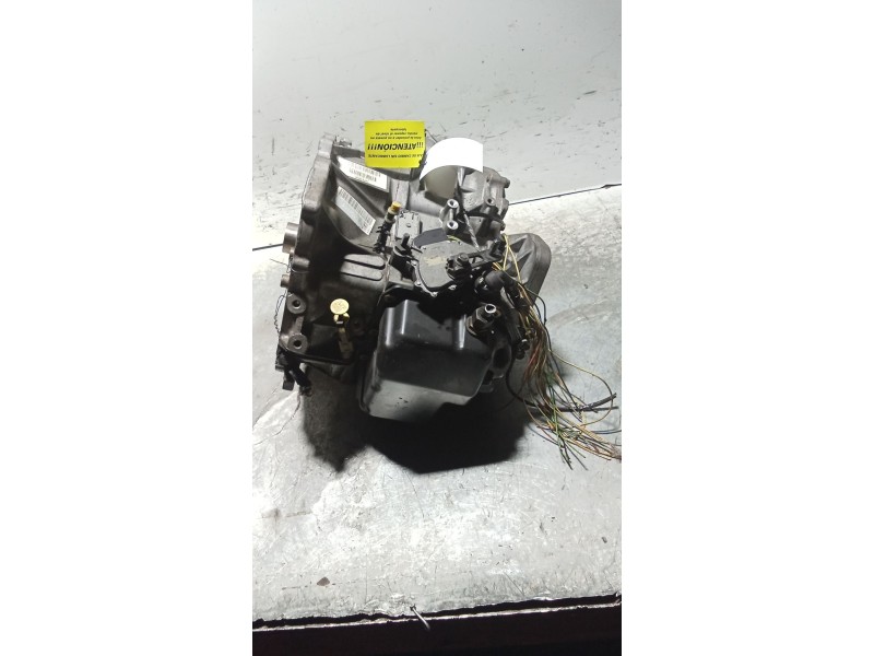 Recambio de caja cambios para volvo v70 familiar 2.4 20v turbo cat referencia OEM IAM P8636765 AUTOMATICO 01KV02736