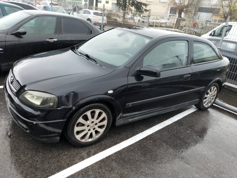 opel astra g berlina del año 2003