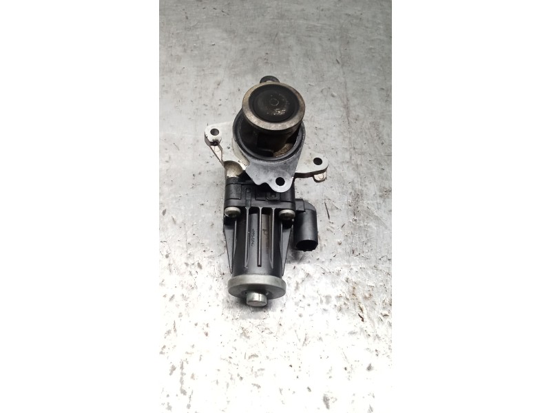 Recambio de valvula egr para opel corsa e color edition ecoflex referencia OEM IAM 705031030 701599120 14