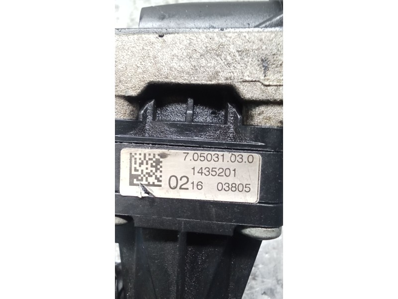 Recambio de valvula egr para opel corsa e color edition ecoflex referencia OEM IAM 705031030 701599120 14