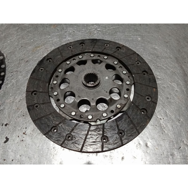 Recambio de kit embrague para mitsubishi montero pinin (h60/h70) 2000 gdi (5-ptas.) referencia OEM IAM 1864994601 15176 