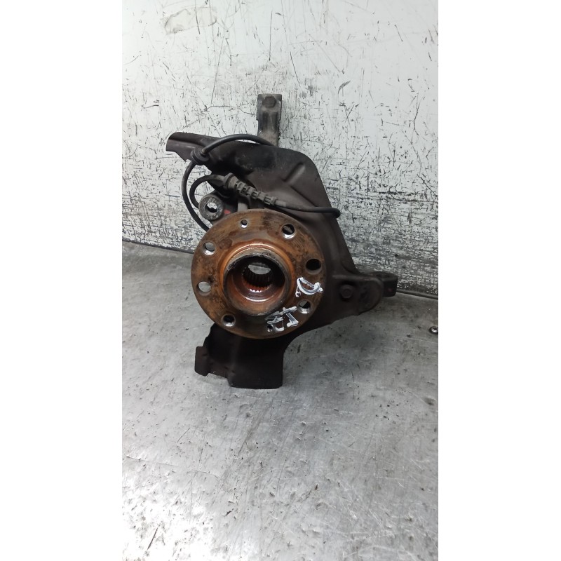 Recambio de mangueta delantera izquierda para opel corsa e color edition ecoflex referencia OEM IAM   14