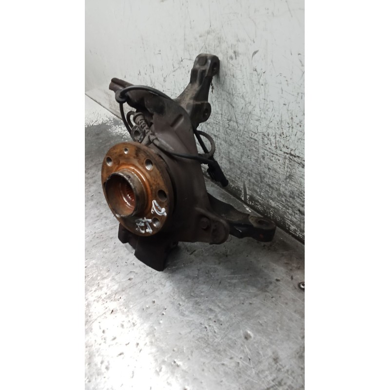 Recambio de mangueta delantera izquierda para opel corsa e color edition ecoflex referencia OEM IAM   14