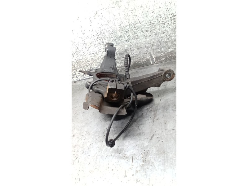 Recambio de mangueta delantera derecha para opel corsa e color edition ecoflex referencia OEM IAM   14