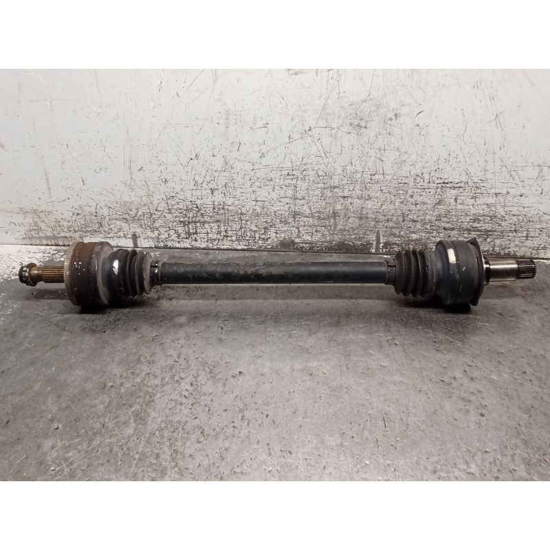 Recambio de transmision trasera izquierda para mercedes-benz clase c (w203) familiar c 180 t compressor (203.246) referencia OEM