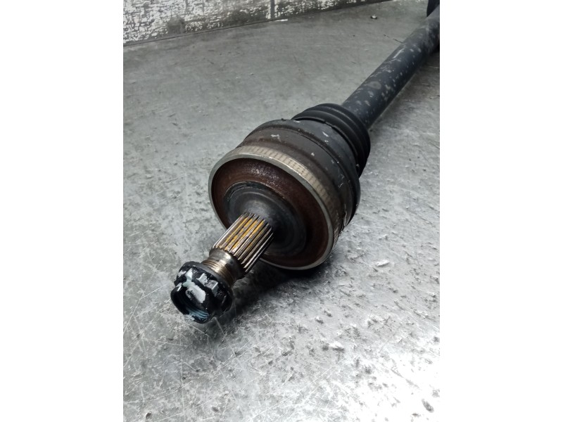 Recambio de transmision trasera izquierda para mercedes-benz clase c (w203) familiar c 180 t compressor (203.246) referencia OEM