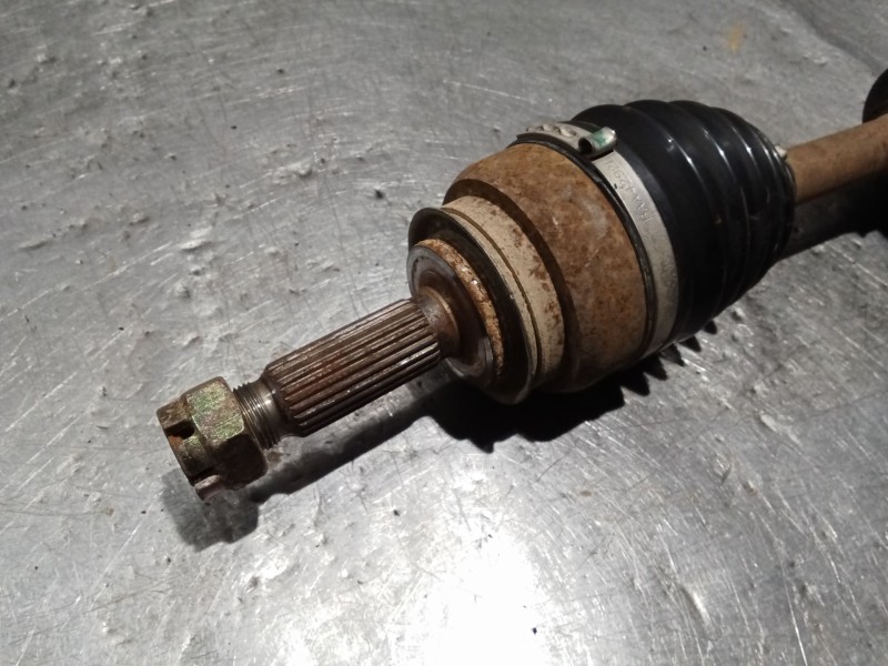 Recambio de mangueta delantera derecha para mitsubishi montero pinin (h60/h70) 2000 gdi (5-ptas.) referencia OEM IAM   