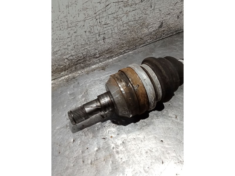 Recambio de transmision delantera izquierda para opel vectra b hatchback (j96) 2.0 i 16v (f68) referencia OEM IAM   