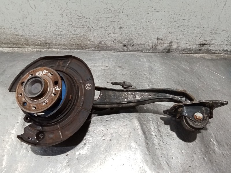 Recambio de mangueta trasera izquierda para opel vectra b hatchback (j96) 2.0 i 16v (f68) referencia OEM IAM   