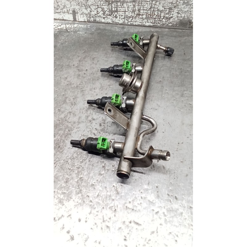 Recambio de rampa inyectora para mercedes-benz clase c (w203) familiar c 180 t compressor (203.246) referencia OEM IAM A11107802