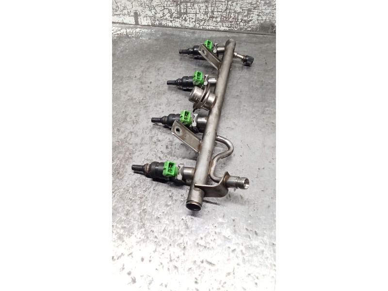 Recambio de rampa inyectora para mercedes-benz clase c (w203) familiar c 180 t compressor (203.246) referencia OEM IAM A11107802