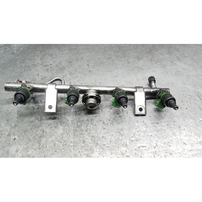 Recambio de rampa inyectora para mercedes-benz clase c (w203) familiar c 180 t compressor (203.246) referencia OEM IAM A11107802