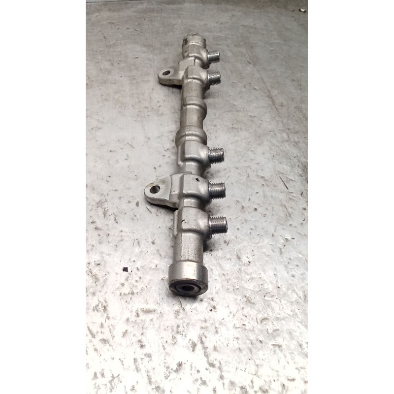 Recambio de rampa inyectora para opel corsa e color edition ecoflex referencia OEM IAM 0445214217 55234437 14