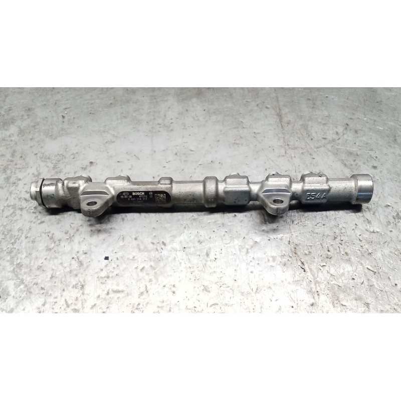 Recambio de rampa inyectora para opel corsa e color edition ecoflex referencia OEM IAM 0445214217 55234437 14