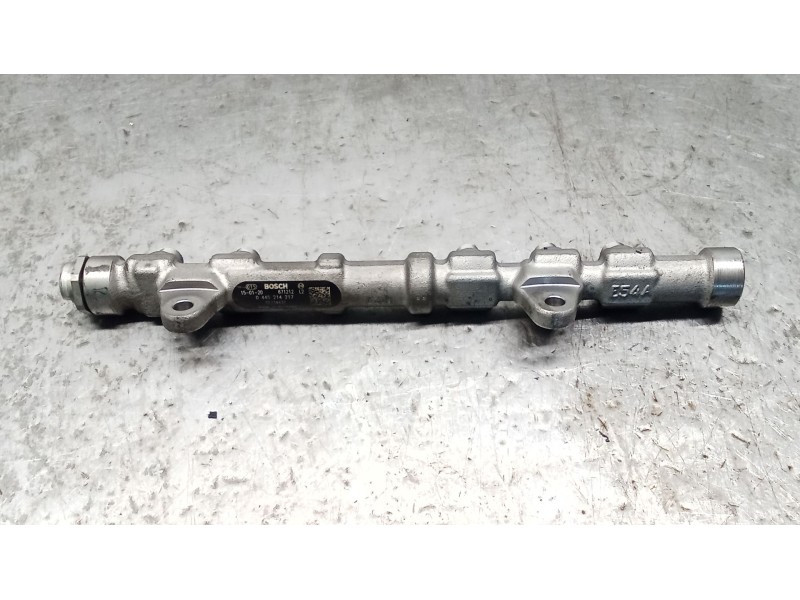 Recambio de rampa inyectora para opel corsa e color edition ecoflex referencia OEM IAM 0445214217 55234437 14