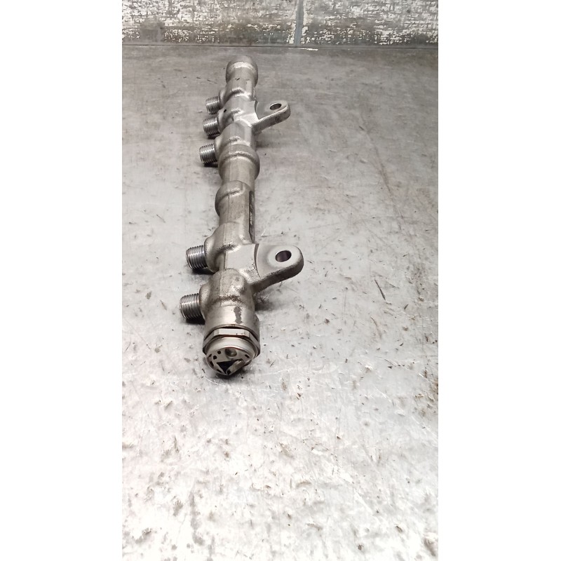 Recambio de rampa inyectora para opel corsa e color edition ecoflex referencia OEM IAM 0445214217 55234437 14