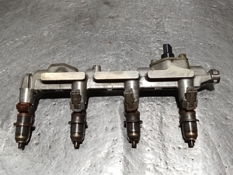 Recambio de rampa inyectora para mitsubishi montero pinin (h60/h70) 2000 gdi (5-ptas.) referencia OEM IAM MR560127 EIT18871 