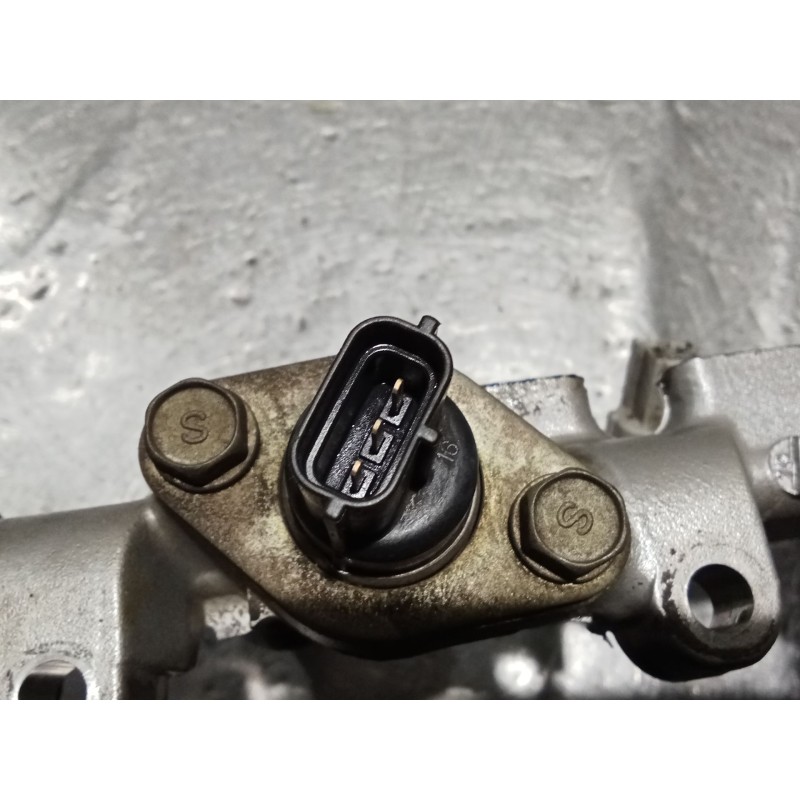 Recambio de rampa inyectora para mitsubishi montero pinin (h60/h70) 2000 gdi (5-ptas.) referencia OEM IAM MR560127 EIT18871 