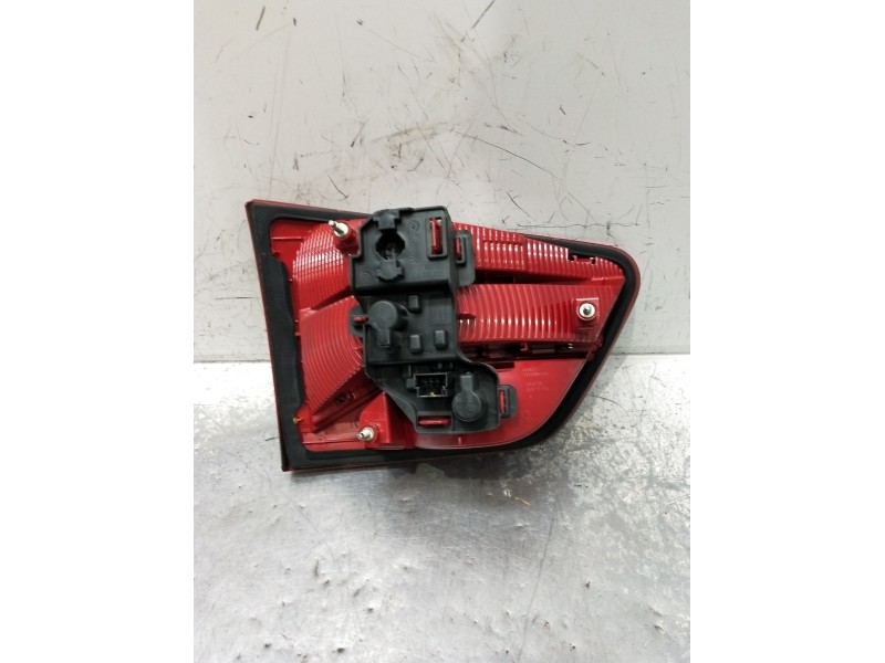 Recambio de piloto trasero derecho interior para seat alhambra (710, 711) 2.0 tdi referencia OEM IAM 7N5945094E 89504983 11