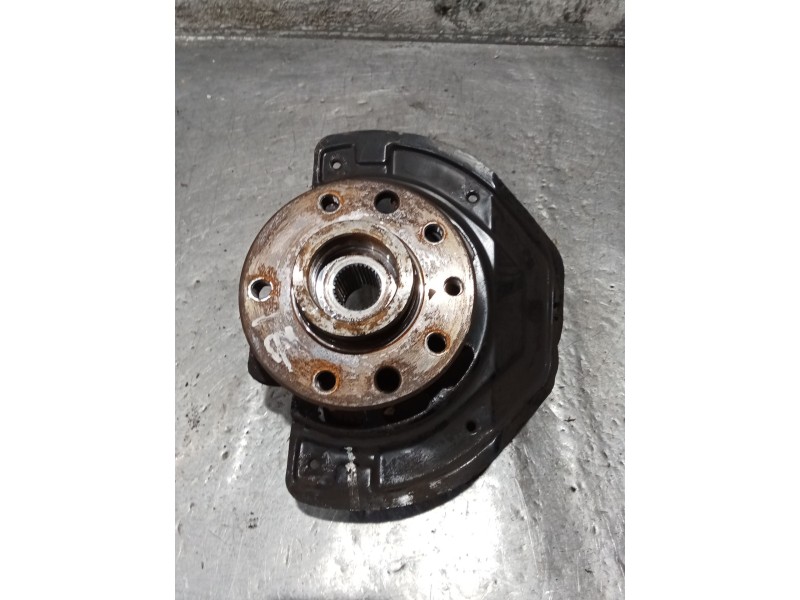 Recambio de mangueta delantera izquierda para opel vectra b hatchback (j96) 2.0 i 16v (f68) referencia OEM IAM   