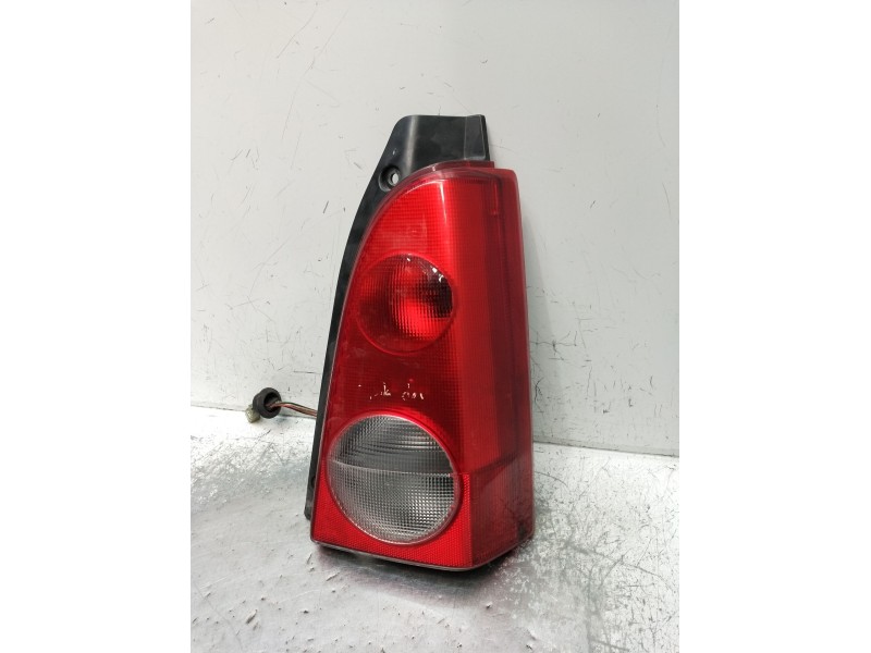 Recambio de piloto trasero derecho para opel agila a (h00) 1.2 16v (f68) referencia OEM IAM   00