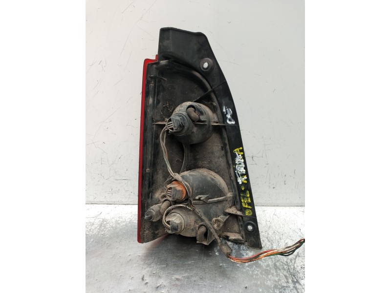 Recambio de piloto trasero derecho para opel agila a (h00) 1.2 16v (f68) referencia OEM IAM   00