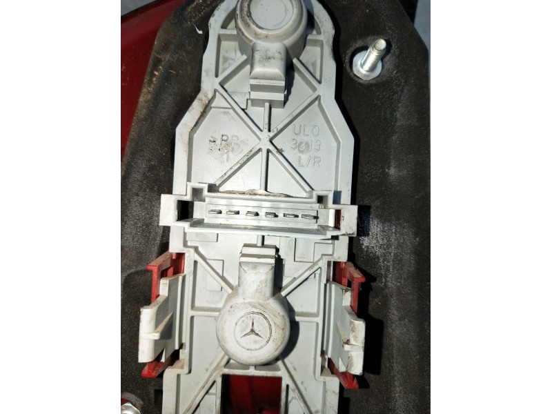 Recambio de piloto trasero derecho para mercedes-benz clase c (w203) familiar c 180 t compressor (203.246) referencia OEM IAM   