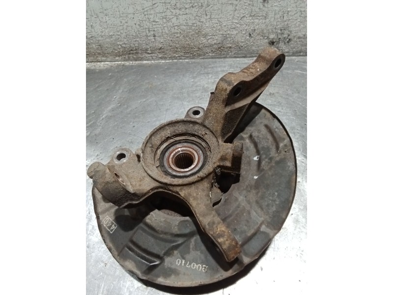 Recambio de mangueta delantera izquierda para mitsubishi montero pinin (h60/h70) 2000 gdi (5-ptas.) referencia OEM IAM   