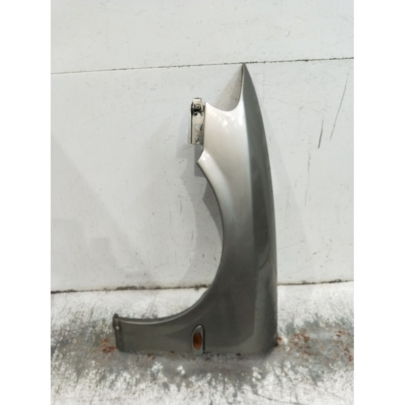 Recambio de aleta delantera izquierda para opel vectra b hatchback (j96) 2.0 i 16v (f68) referencia OEM IAM   99