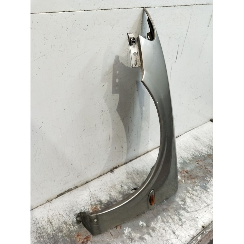 Recambio de aleta delantera izquierda para opel vectra b hatchback (j96) 2.0 i 16v (f68) referencia OEM IAM   99