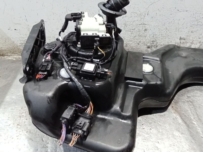 Recambio de deposito combustible para seat alhambra (710, 711) 2.0 tdi referencia OEM IAM 0928404008 7N0131877 F01C190117 506063