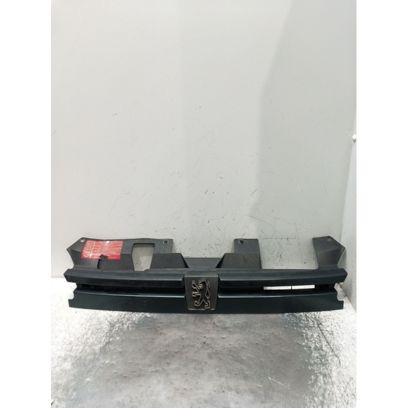 Recambio de rejilla delantera para peugeot 306 hatchback (7a, 7c, n3, n5) 1.9 dt referencia OEM IAM   93