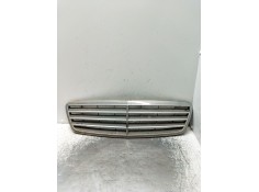 Recambio de rejilla delantera para mercedes-benz clase c (w203) familiar c 180 t compressor (203.246) referencia OEM IAM   04