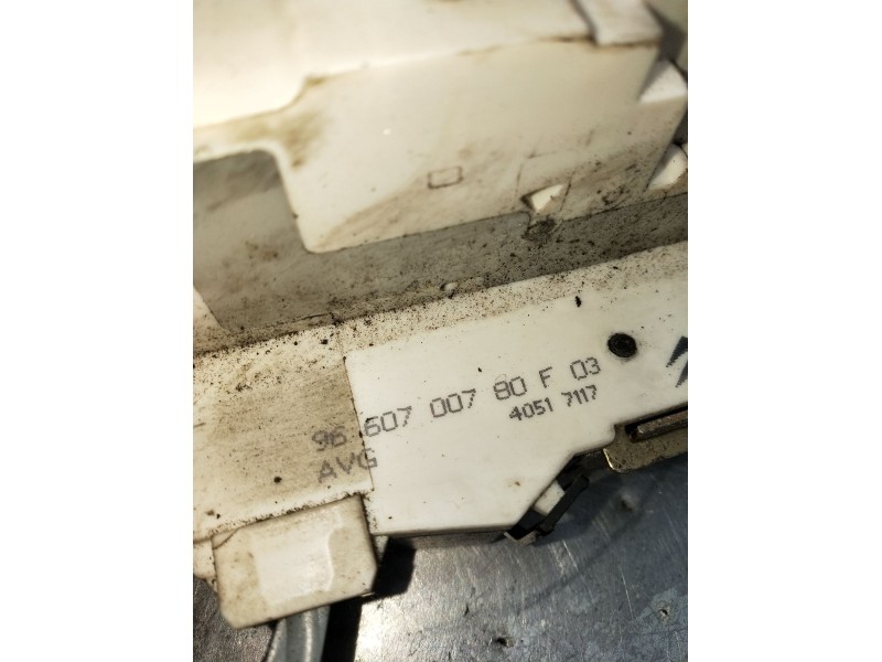 Recambio de motor cierre centralizado trasero izquierdo para citroën c4 coupé (la_) 1.4 16v referencia OEM IAM 9660700780F03 405