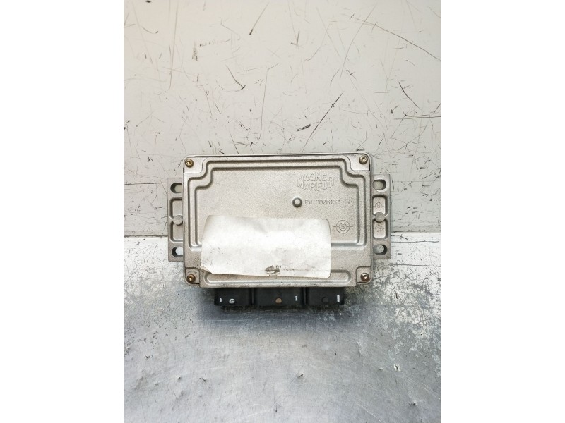 Recambio de centralita motor uce para citroën c4 coupé (la_) 1.4 16v referencia OEM IAM SW9659099180 9653979480 SW16735054 06